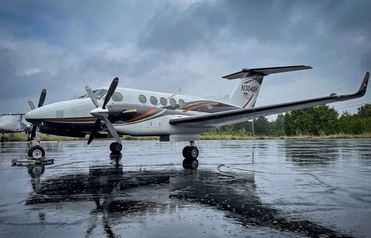 BEECHCRAFT KING AIR 300
