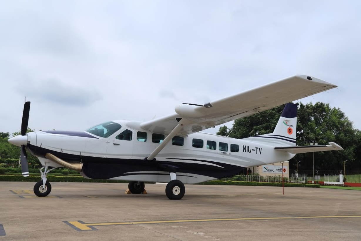 CESSNA 208B GRAND CARAVAN photo 3
