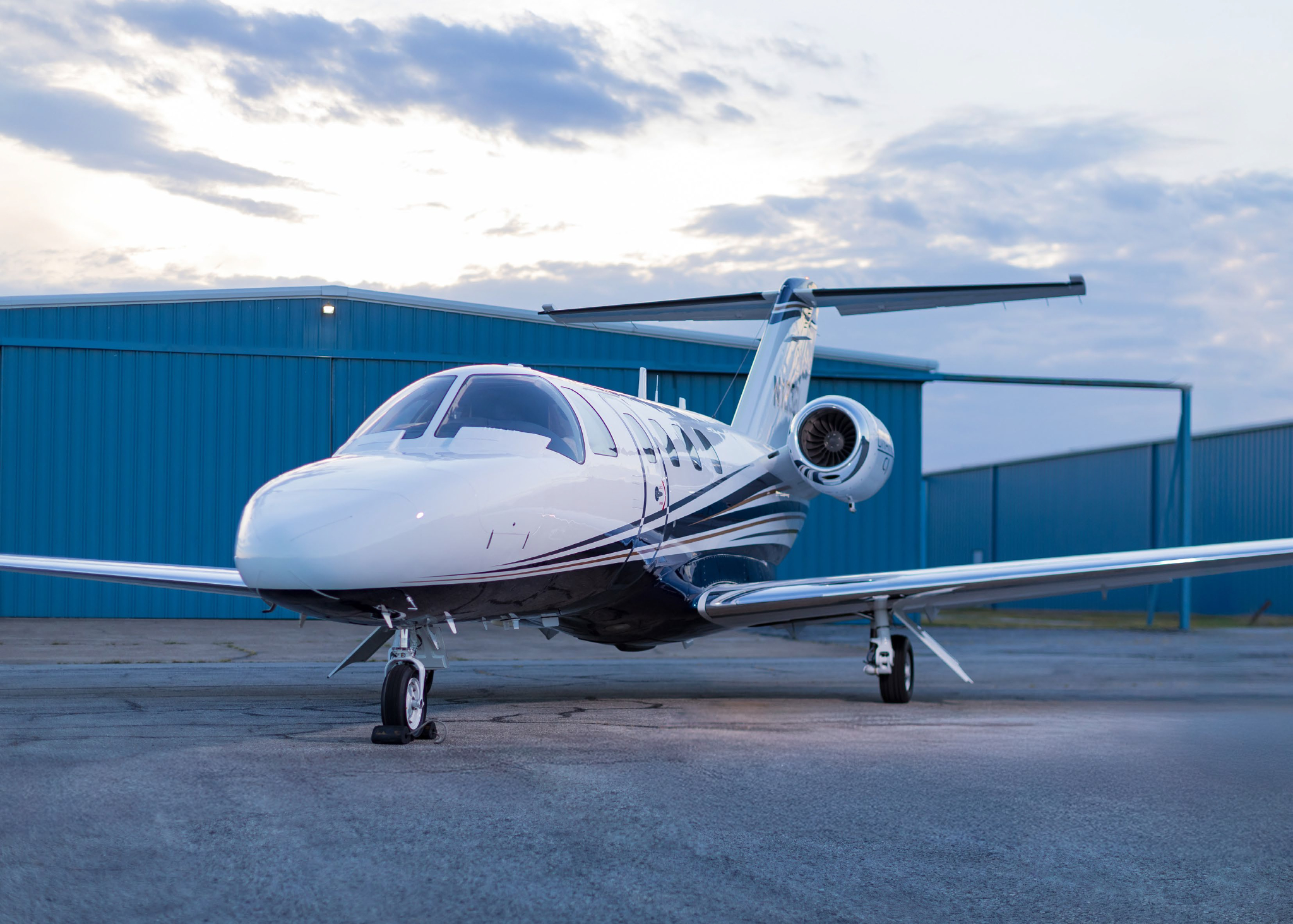 CESSNA CITATION 525 photo 2