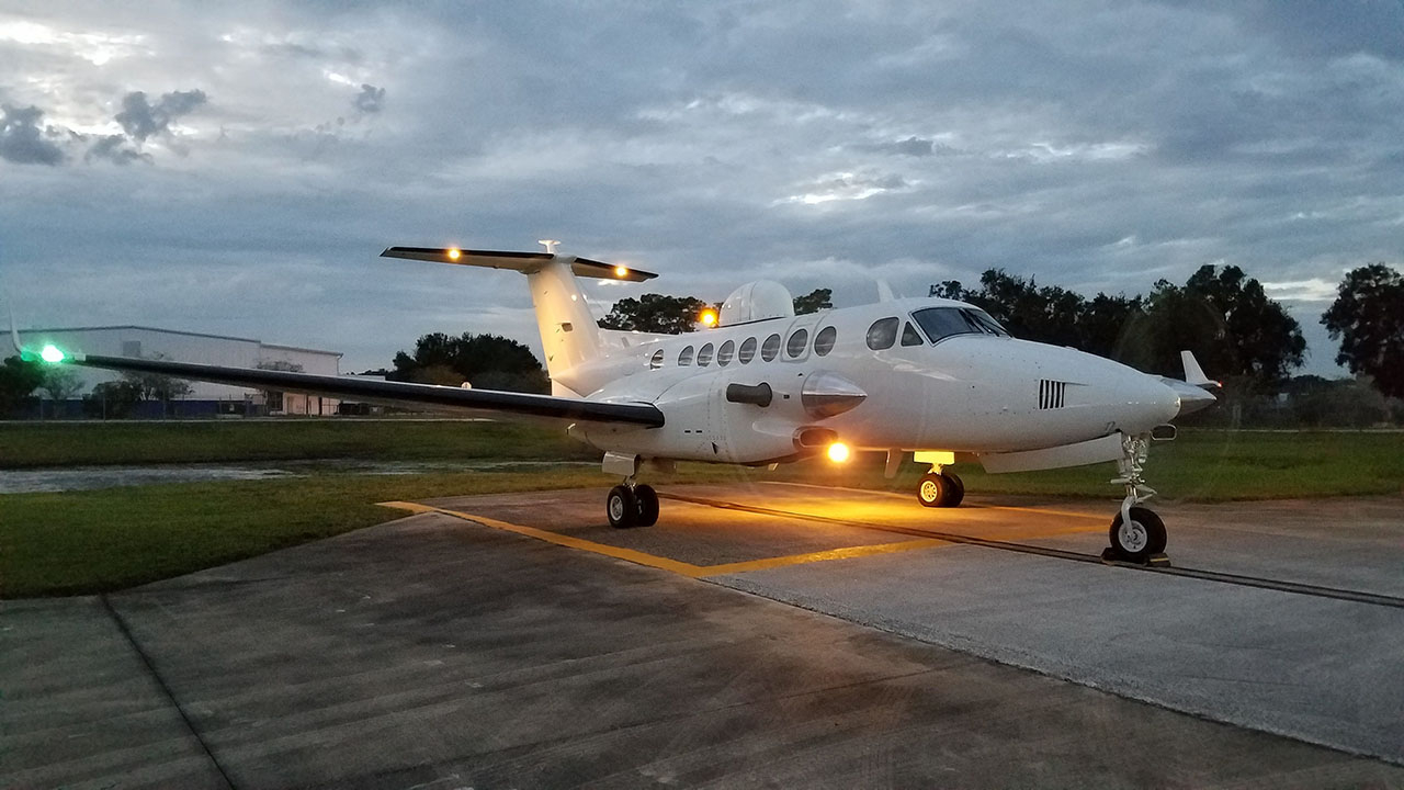 BEECHCRAFT KING AIR 350ER photo 2