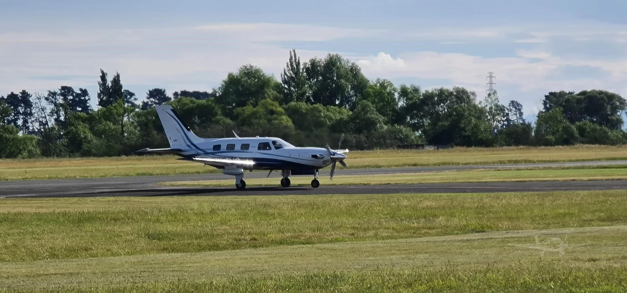 PIPER MERIDIAN photo 3
