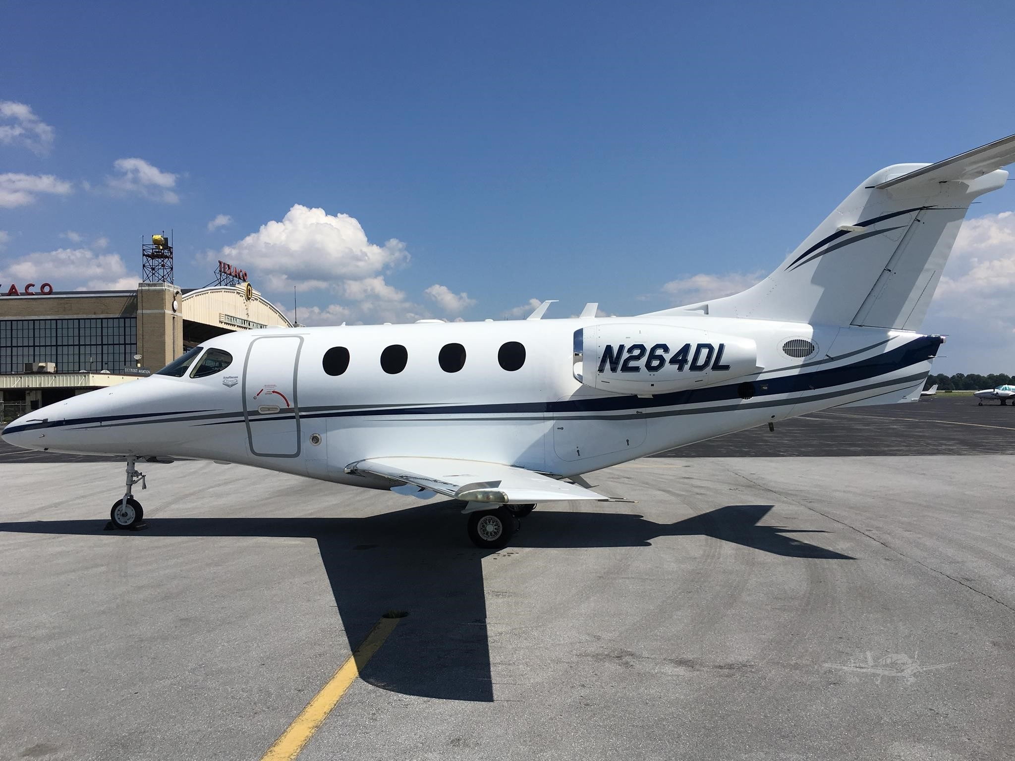 BEECHCRAFT PREMIER I photo 3