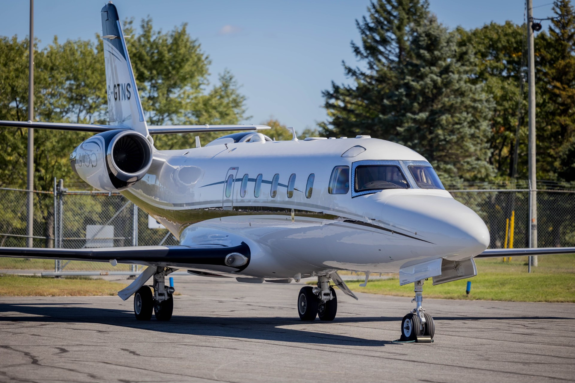 GULFSTREAM G100 photo 3
