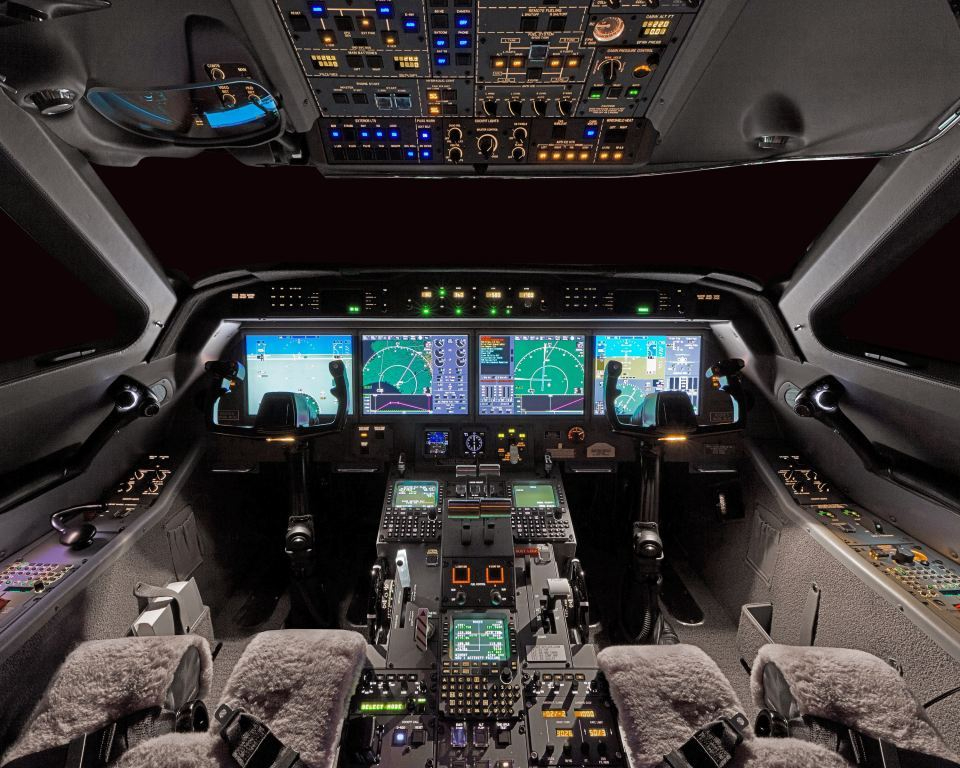 GULFSTREAM G450 photo 3