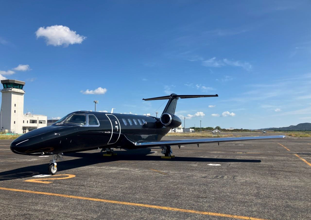 CESSNA CITATION CJ4 photo 2