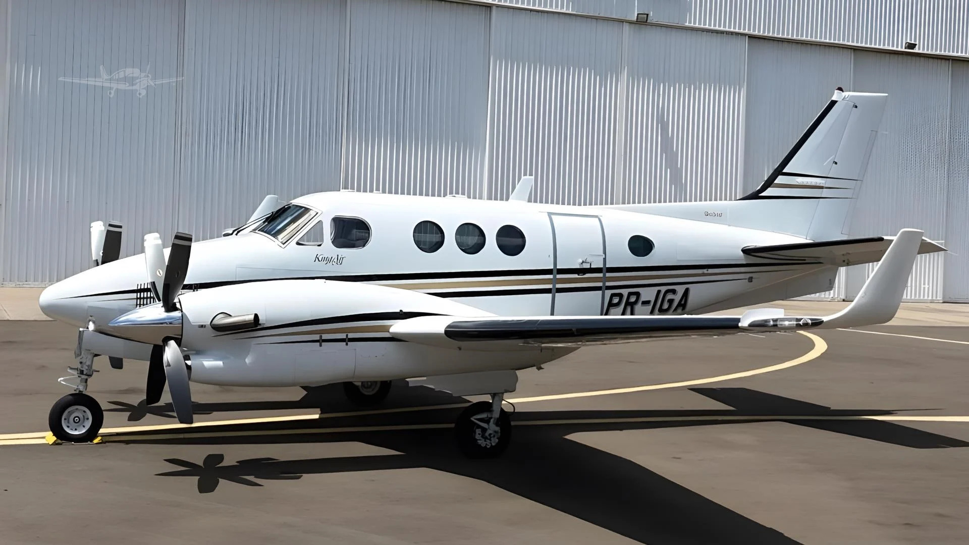 BEECHCRAFT KING AIR C90B