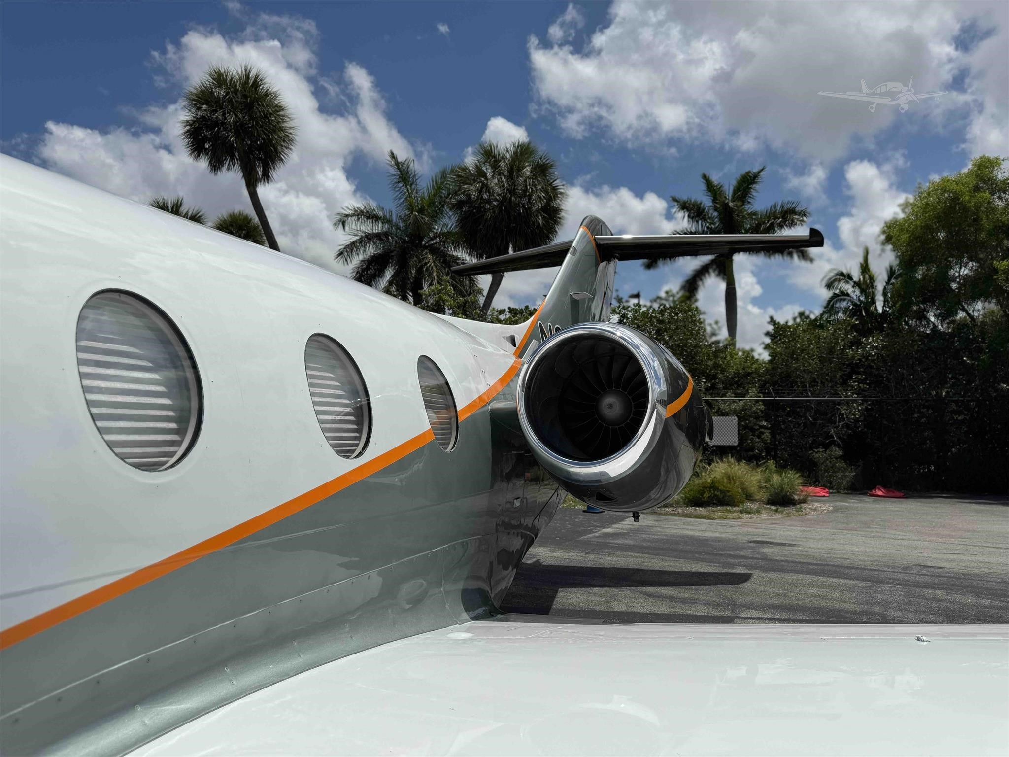 BEECHCRAFT BEECHJET 400A photo 3