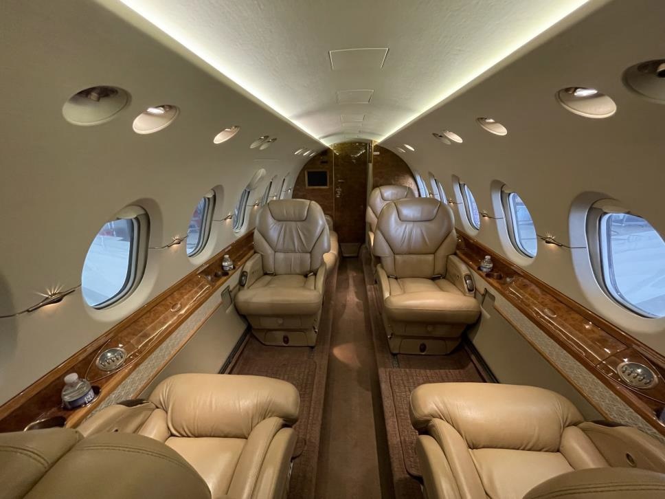 HAWKER 800XP photo 3