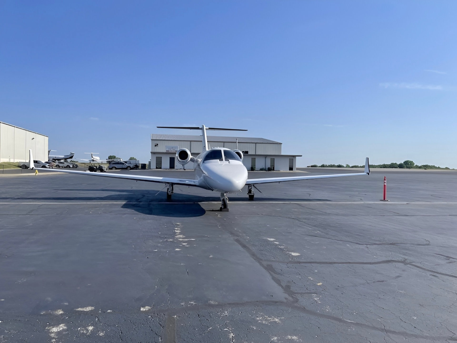 CESSNA CITATION 525 photo 2