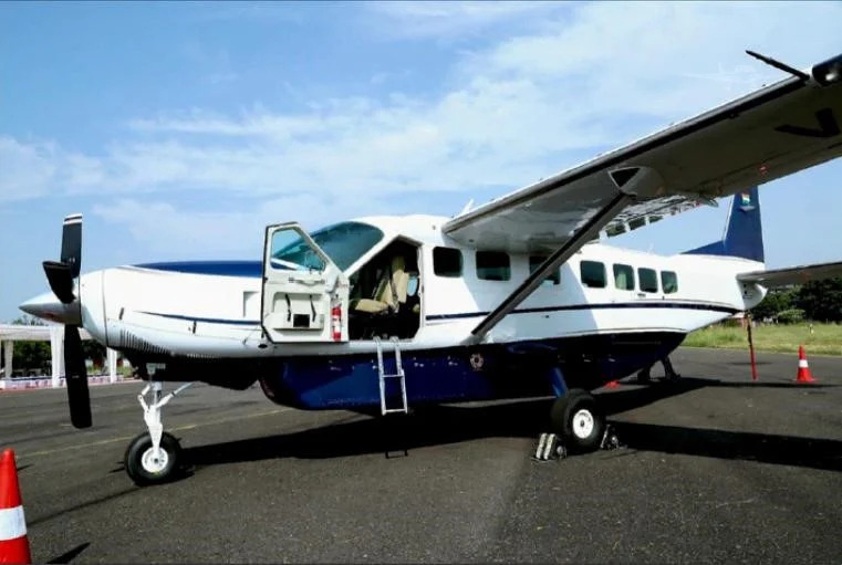 CESSNA 208B GRAND CARAVAN