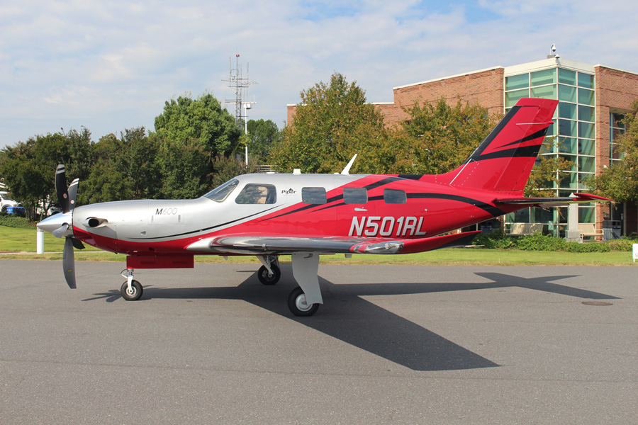 PIPER M600