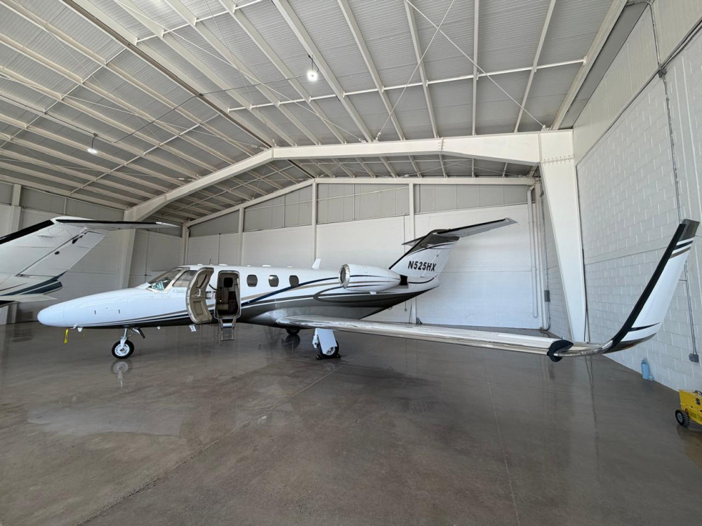 CESSNA CITATION 525