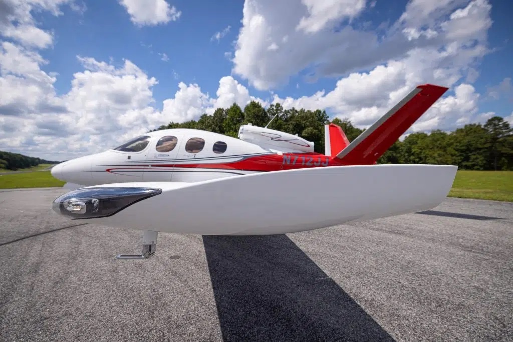 CIRRUS VISION SF50 photo 2