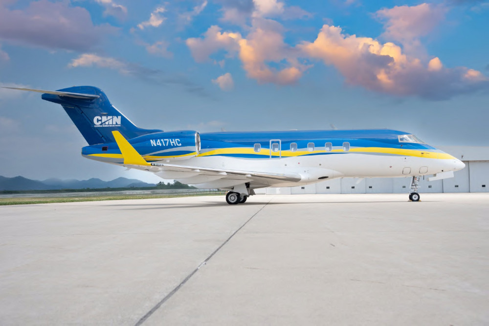 BOMBARDIER CHALLENGER 300 photo 2