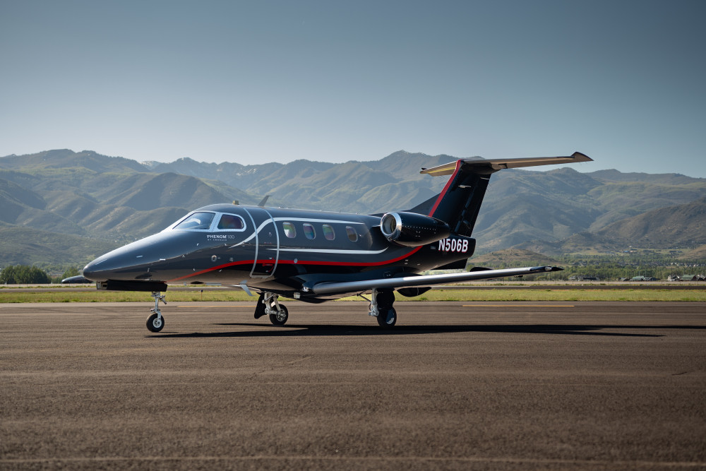 EMBRAER PHENOM 100 photo 3